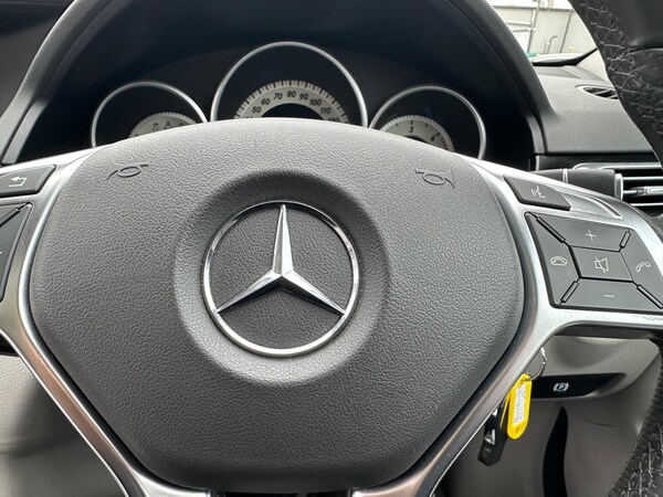 Used Mercedes-Benz E Class 2015 for sale - 76283128: Photo 26