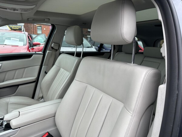 Used Mercedes-Benz E Class 2015 for sale - 76283128: Photo 33