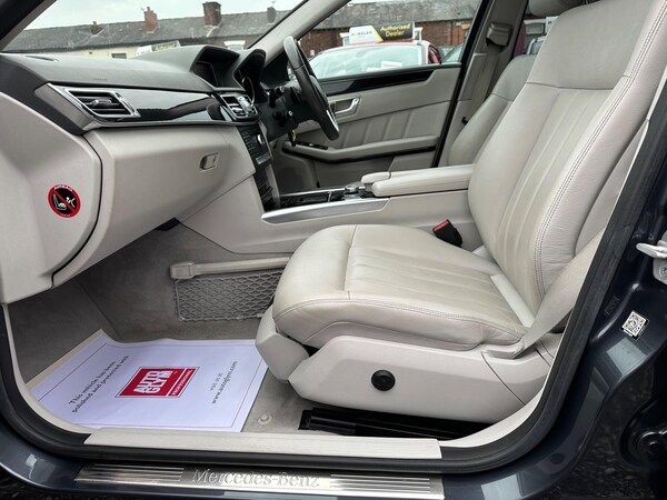 Used Mercedes-Benz E Class 2015 for sale - 76283128: Photo 34