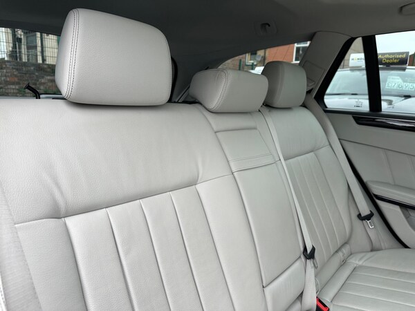 Used Mercedes-Benz E Class 2015 for sale - 76283128: Photo 42