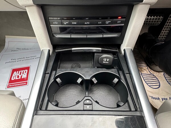 Used Mercedes-Benz E Class 2015 for sale - 76283128: Photo 51