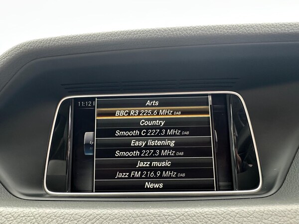 Used Mercedes-Benz E Class 2015 for sale - 76283128: Photo 61