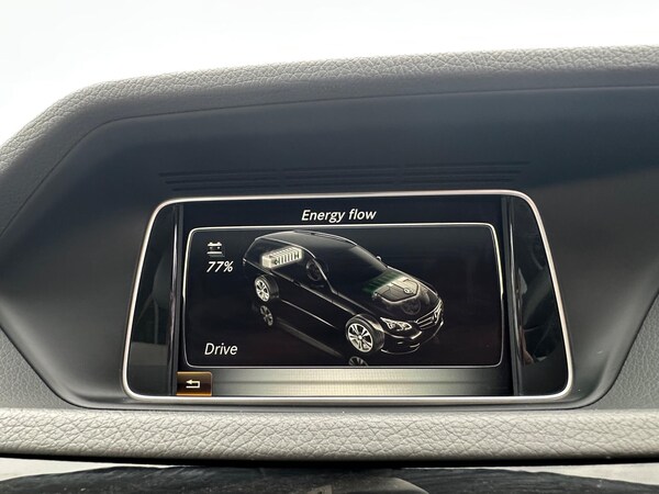 Used Mercedes-Benz E Class 2015 for sale - 76283128: Photo 69