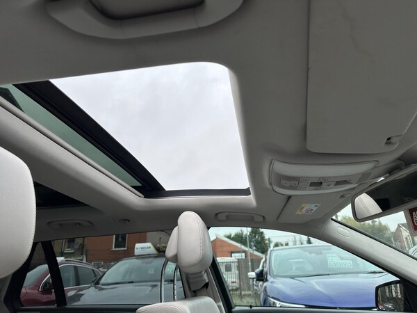 Used Mercedes-Benz E Class 2015 for sale - 76283128: Photo 76