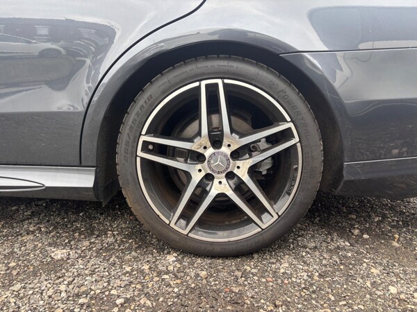 Used Mercedes-Benz E Class 2015 for sale - 76283128: Photo 90