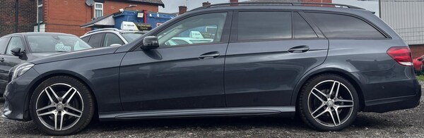 Used Mercedes-Benz E Class 2015 for sale - 76283128: Photo 9