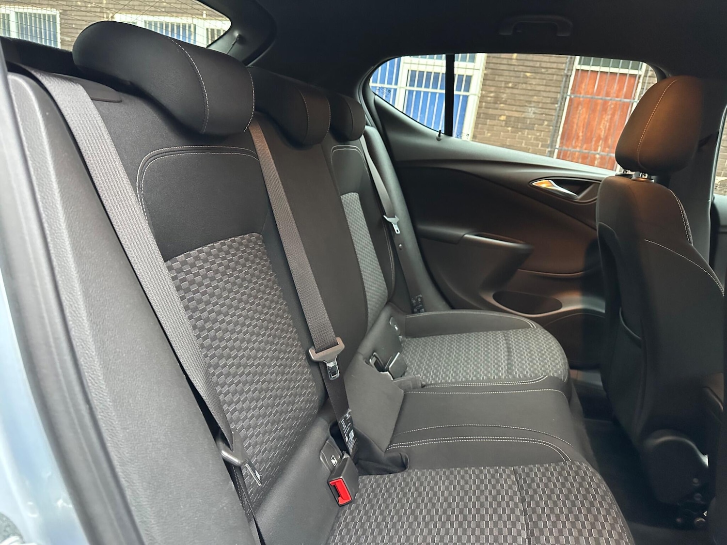 Used Vauxhall Astra 2016 for sale - 76592492: Photo 36