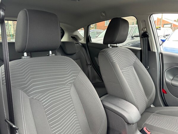 Used Ford Fiesta 2013 for sale - 76283941: Photo 14