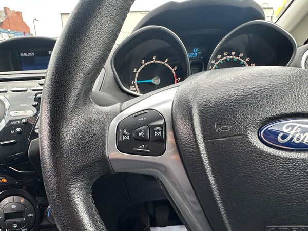 Used Ford Fiesta 2013 for sale - 76283941: Photo 22