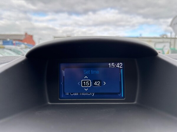 Used Ford Fiesta 2013 for sale - 76283941: Photo 57
