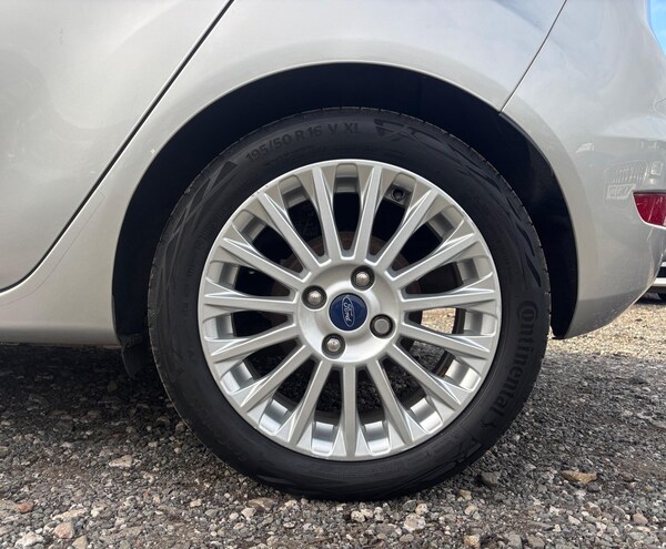 Used Ford Fiesta 2013 for sale - 76283941: Photo 74