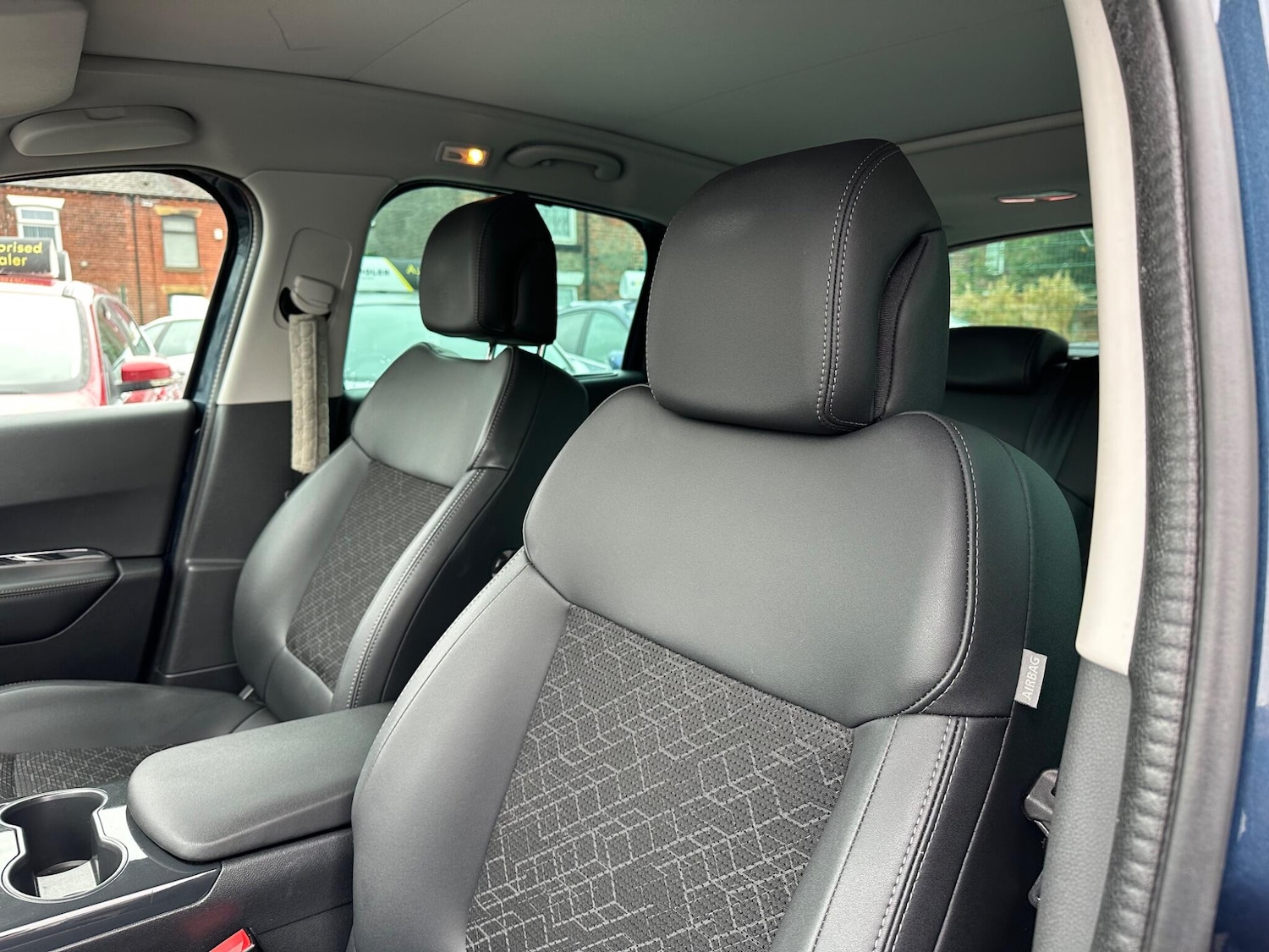 Used Peugeot 3008 2016 for sale - 76283825: Photo 27