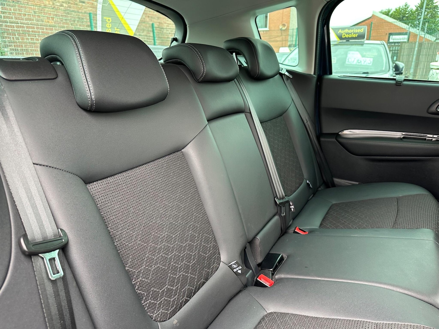 Used Peugeot 3008 2016 for sale - 76283825: Photo 35