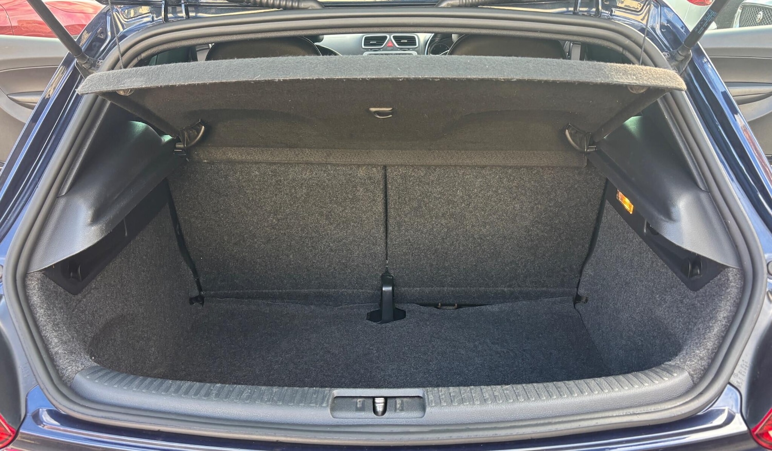 Used Volkswagen Scirocco 2014 for sale - 76360964: Photo 13