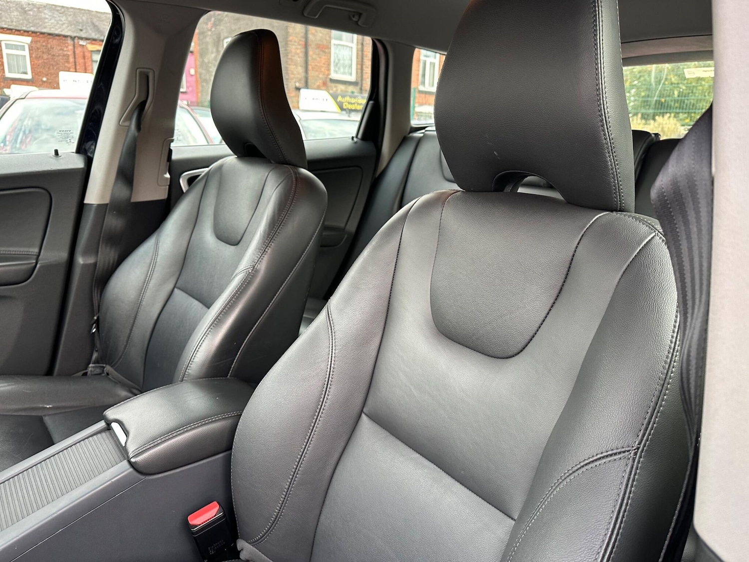 Used Volvo XC60 2016 for sale - 76283239: Photo 28