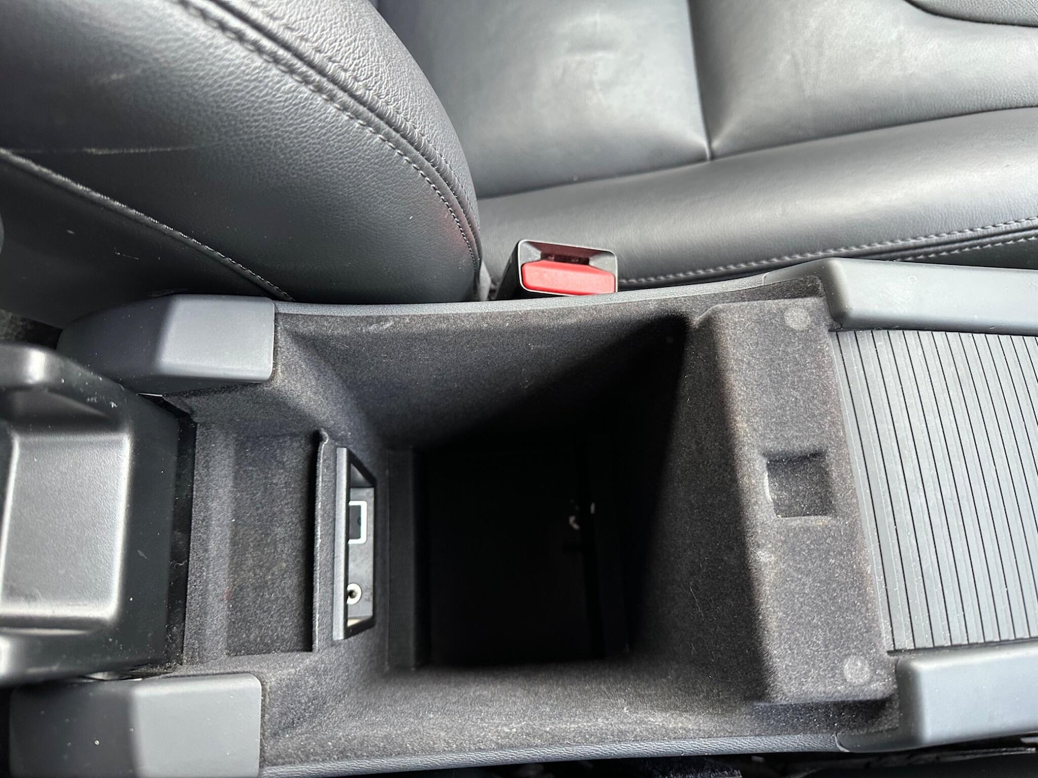 Used Volvo XC60 2016 for sale - 76283239: Photo 47