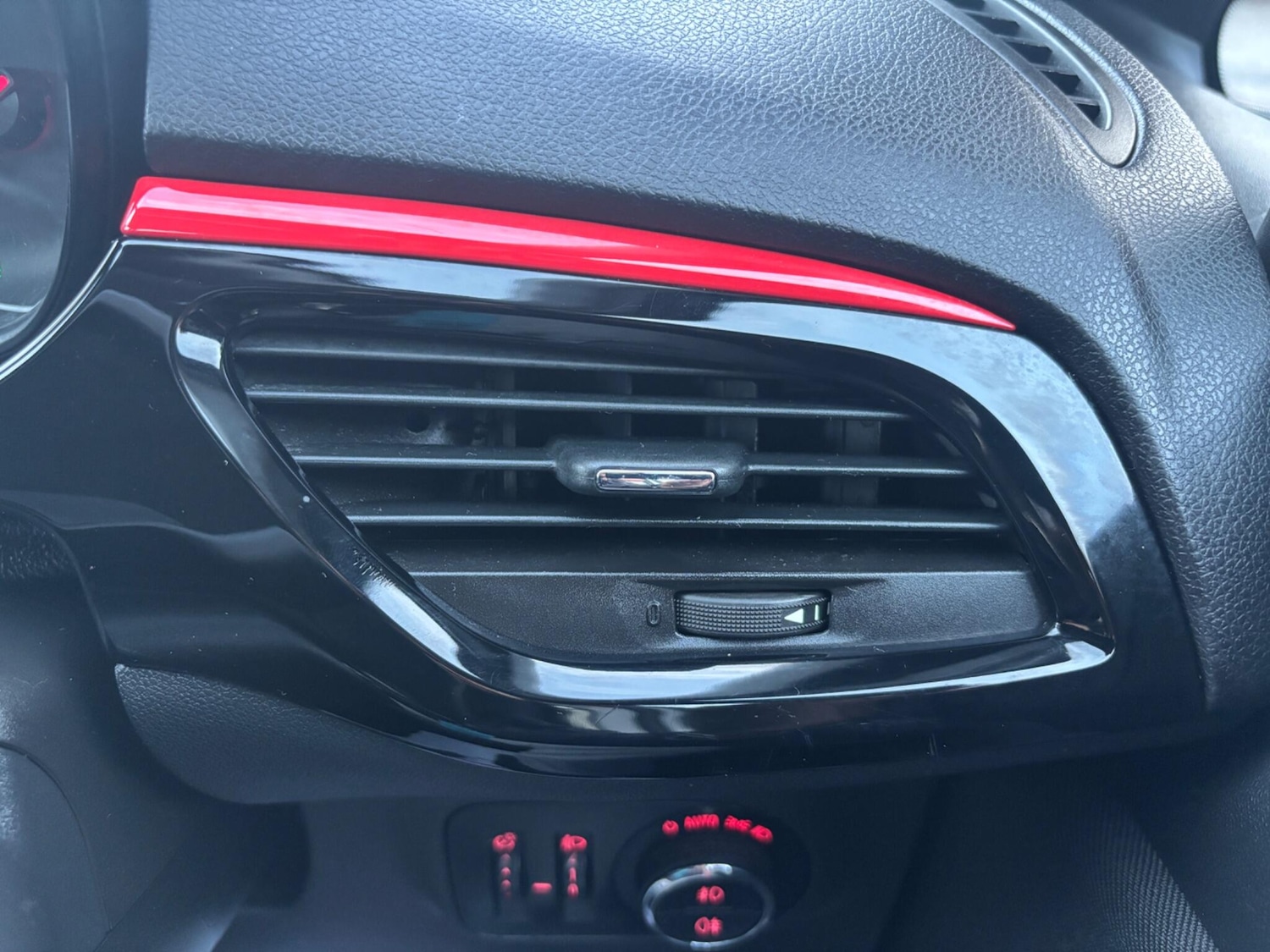 Used Vauxhall Corsa 2018 for sale - 76728262: Photo 26