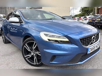 Used Volvo V40 2016 for sale - 79440946: Photo