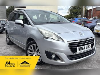 Used Peugeot 5008 2014 for sale - 79741008: Photo