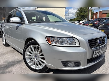 Used Volvo V50 2012 for sale - 79426772: Photo