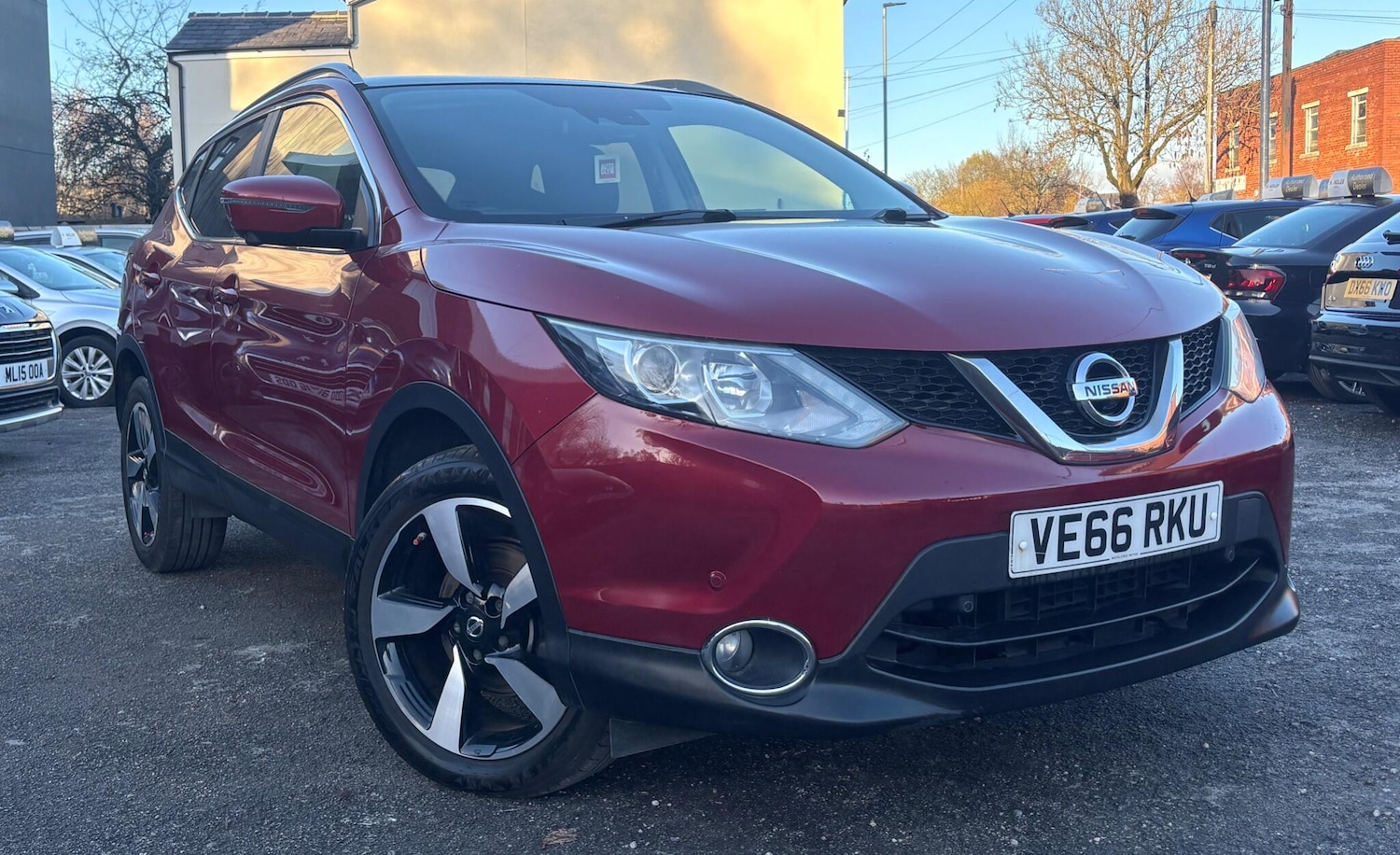 Used Nissan Qashqai 2016 for sale - 76283518: Photo 1