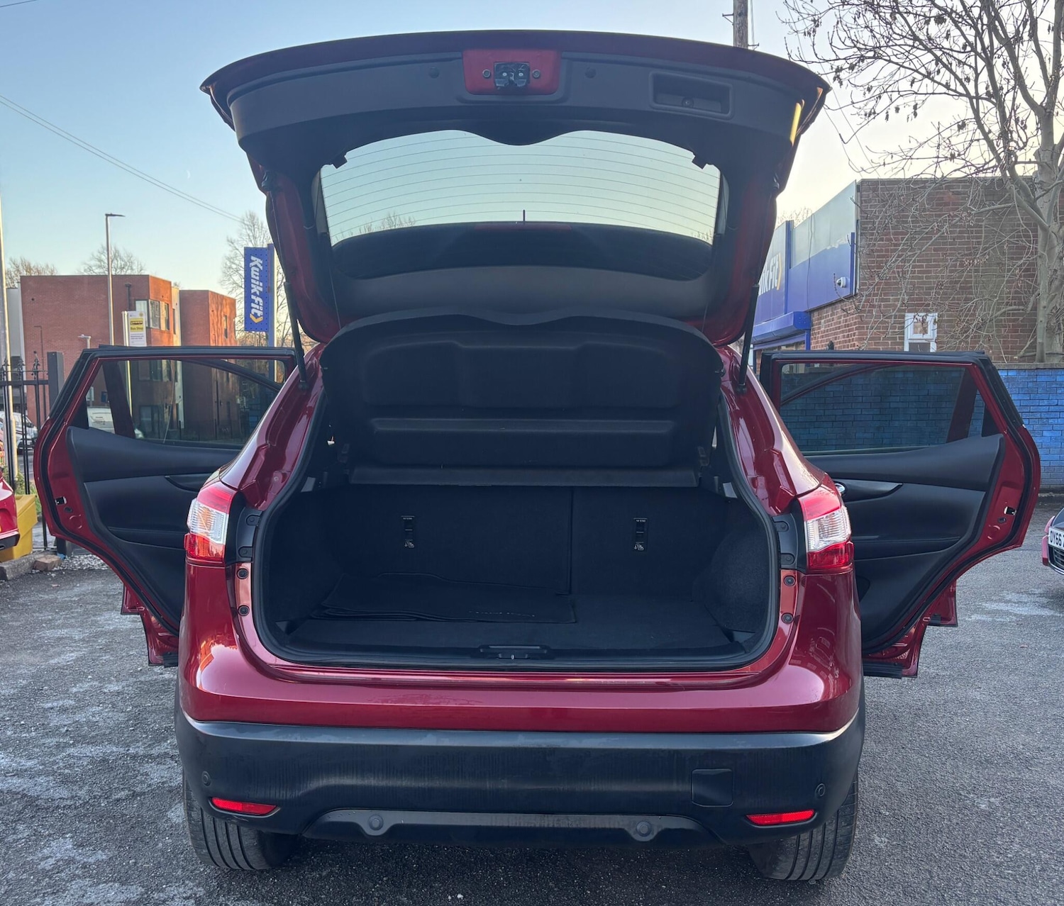 Used Nissan Qashqai 2016 for sale - 76283518: Photo 13