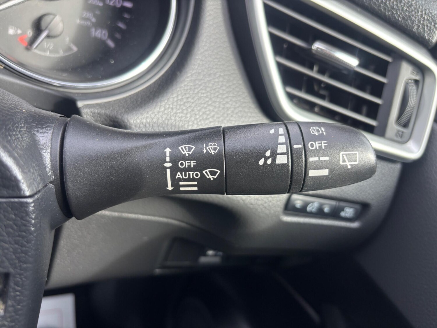 Used Nissan Qashqai 2016 for sale - 76283518: Photo 23