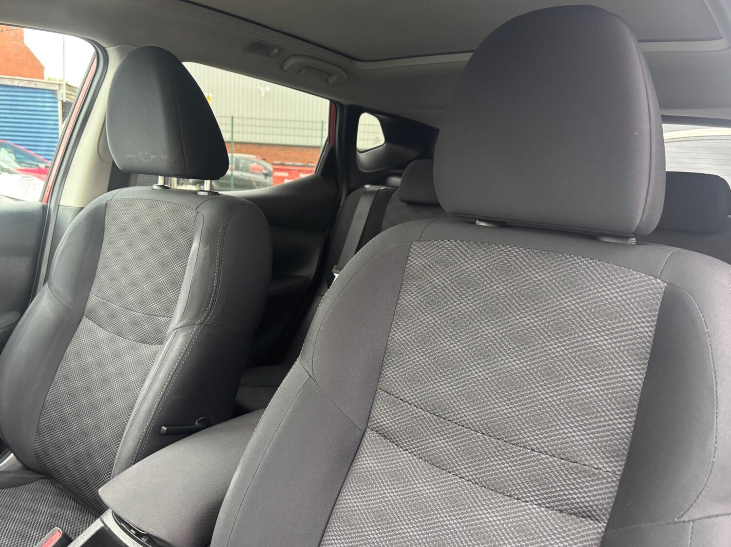 Used Nissan Qashqai 2016 for sale - 76283518: Photo 29