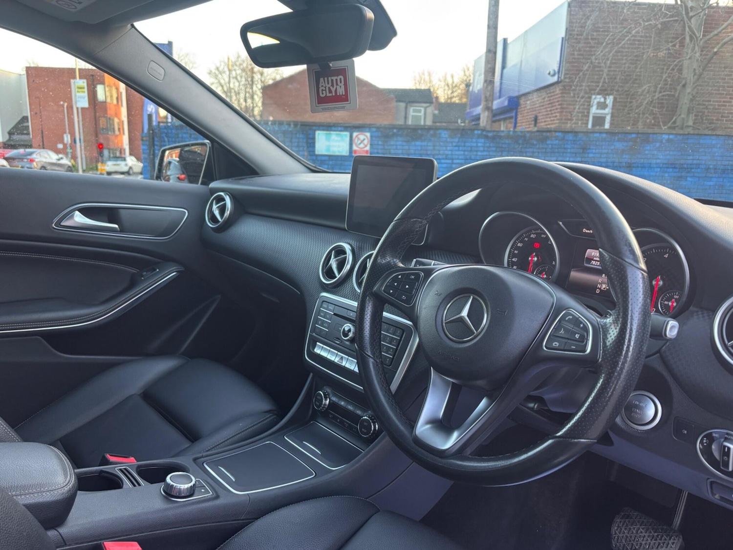 Used Mercedes-Benz A-Class 2017 for sale - 76592058: Photo 12