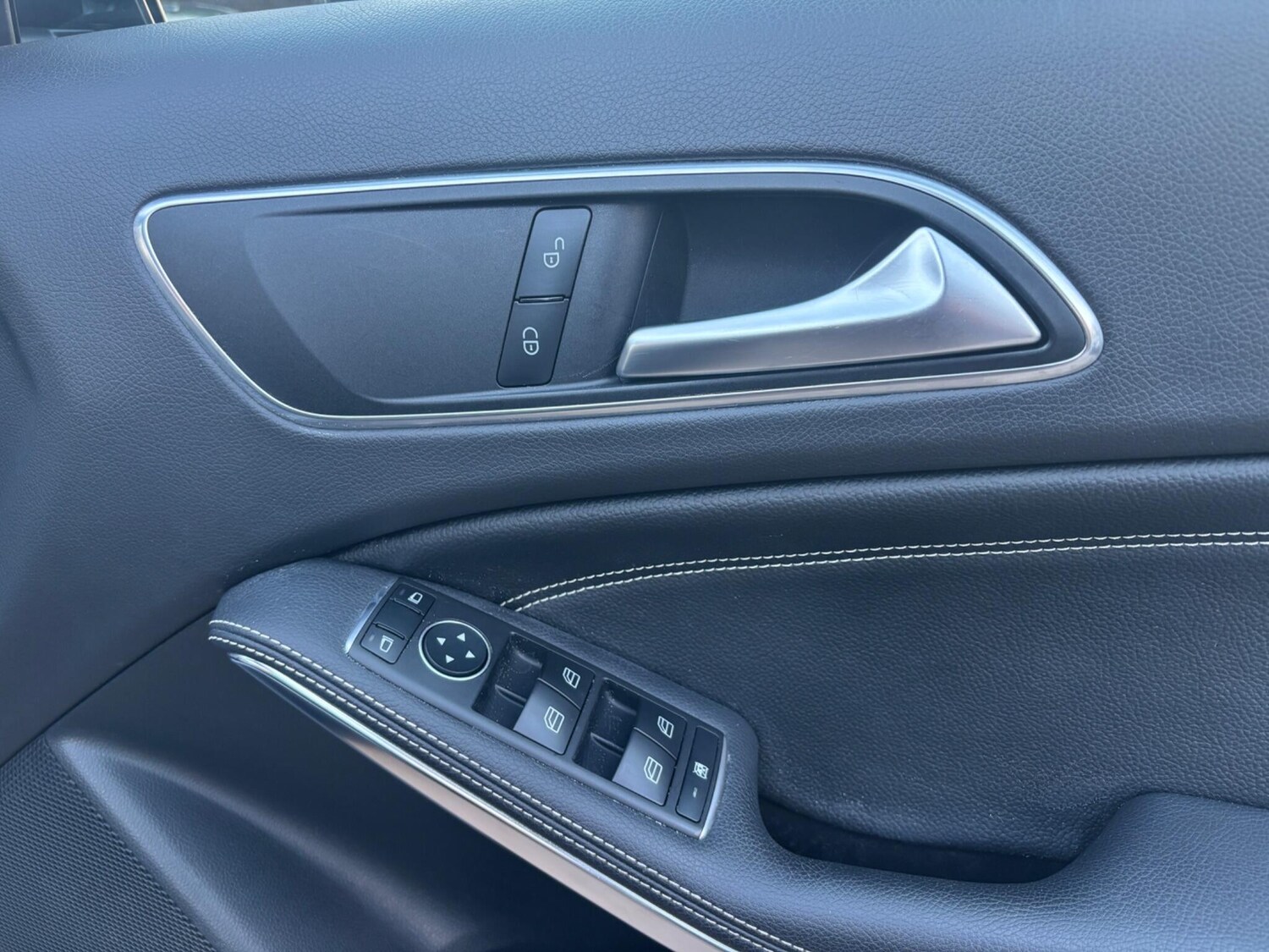 Used Mercedes-Benz A-Class 2017 for sale - 76592058: Photo 16