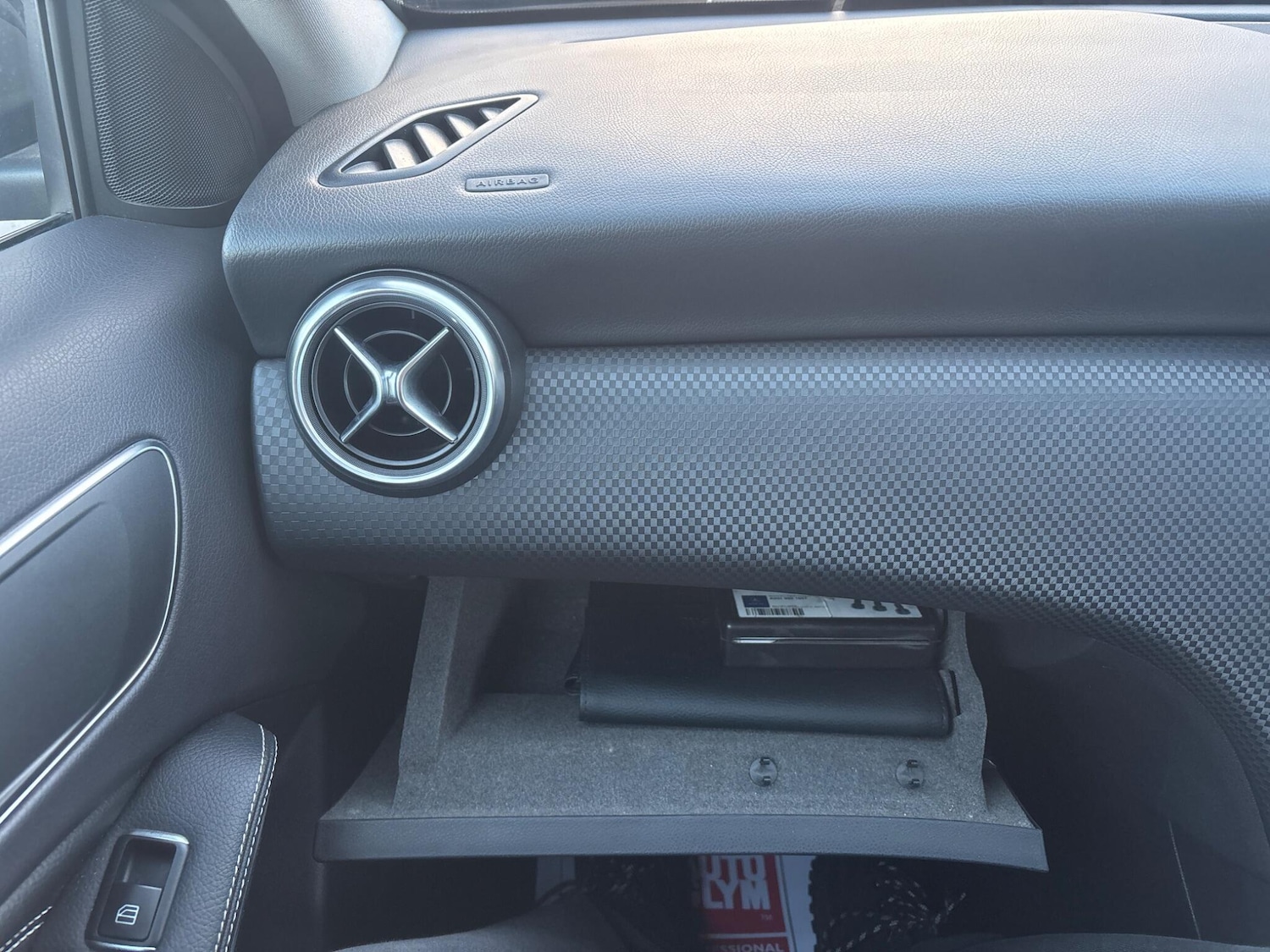 Used Mercedes-Benz A-Class 2017 for sale - 76592058: Photo 32