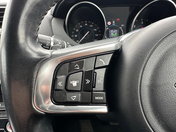 Used Jaguar F-Pace 2018 for sale - 76283541: Photo 22