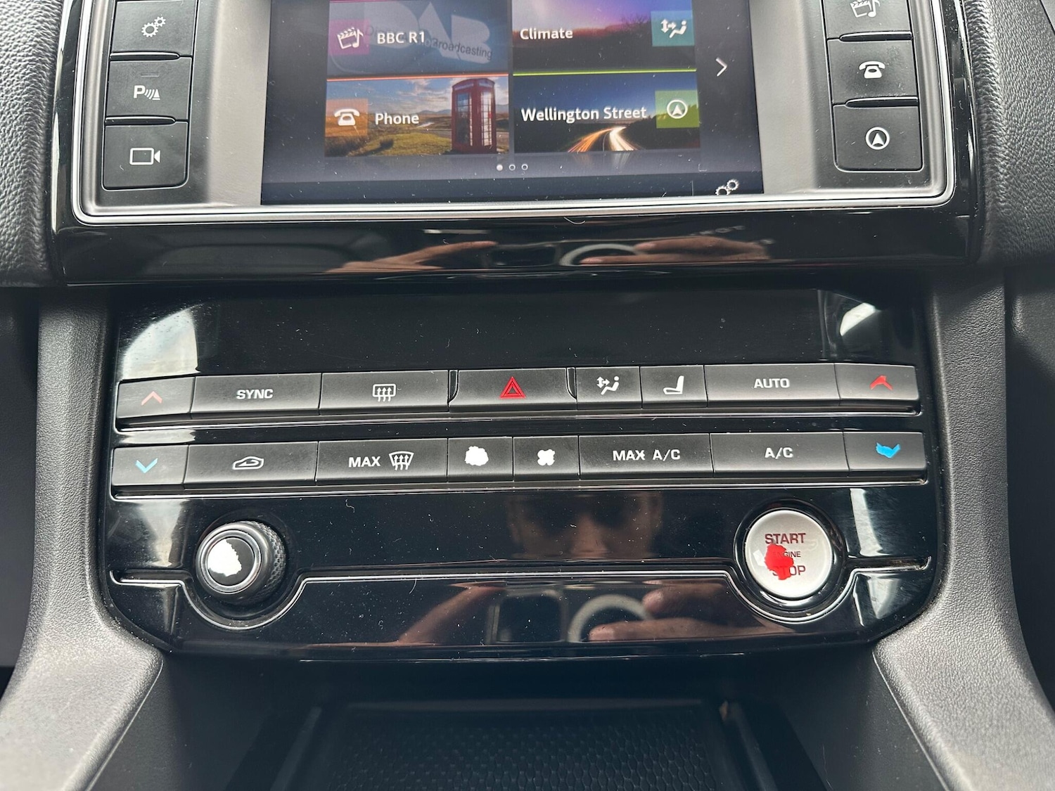 Used Jaguar F-Pace 2018 for sale - 76283541: Photo 47