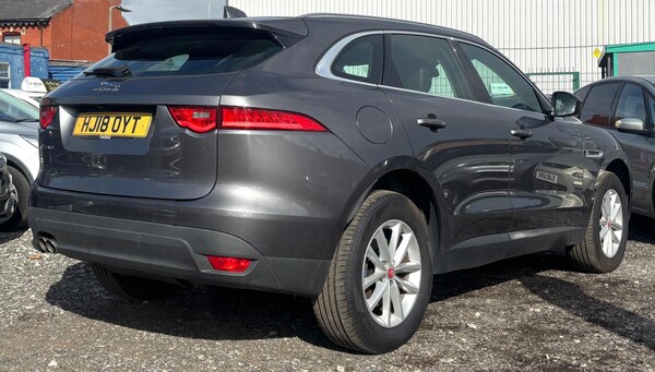 Used Jaguar F-Pace 2018 for sale - 76283541: Photo 8