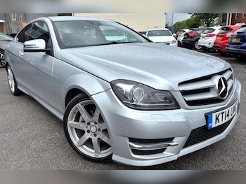 Used Mercedes-Benz C Class 2014 for sale - 79363369: Photo