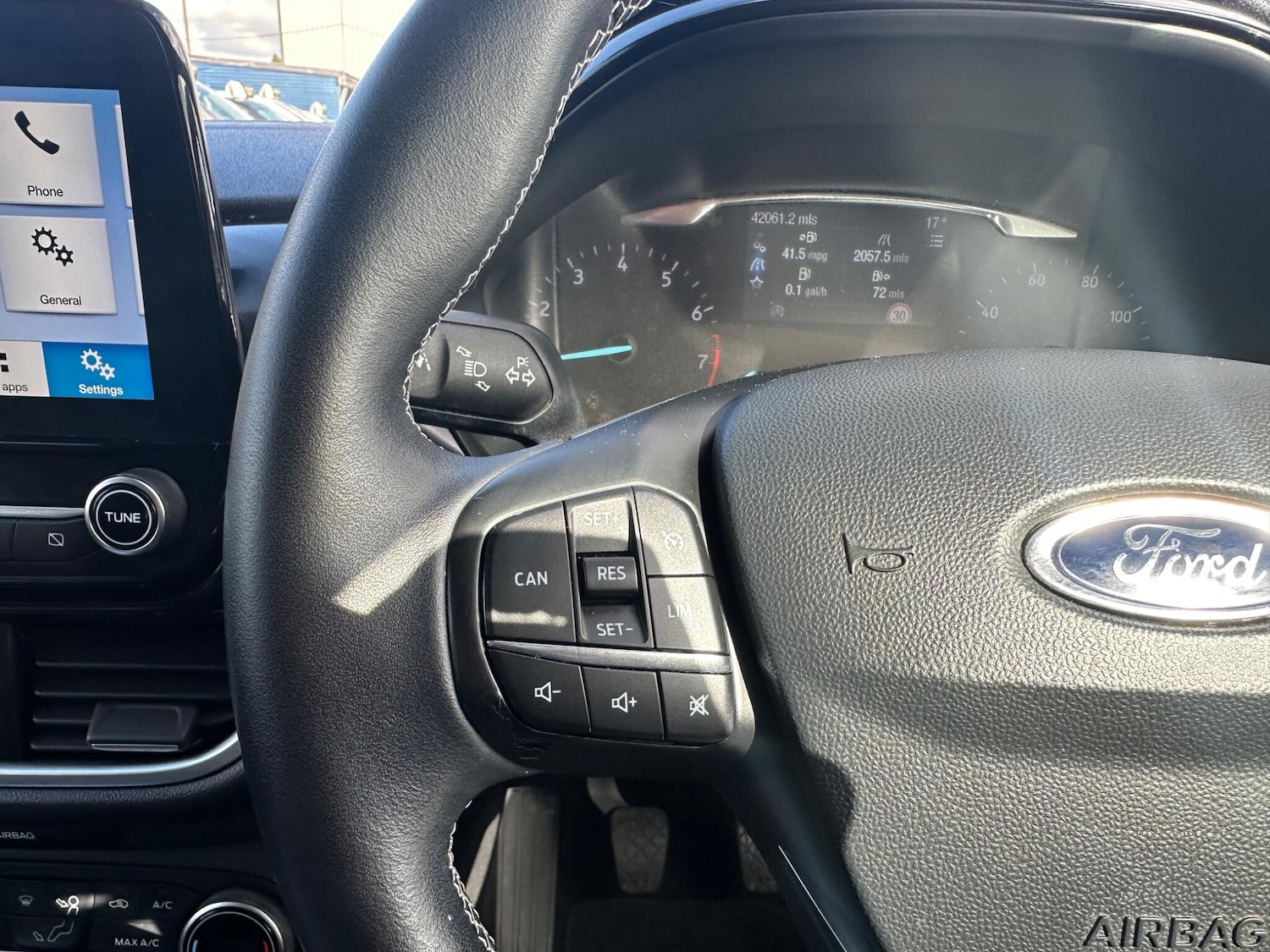 Used Ford Fiesta 2018 for sale - 76283301: Photo 21