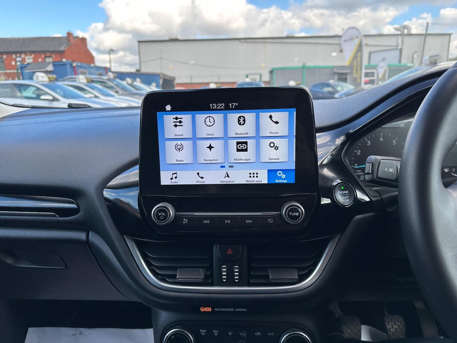 Used Ford Fiesta 2018 for sale - 76283301: Photo 40