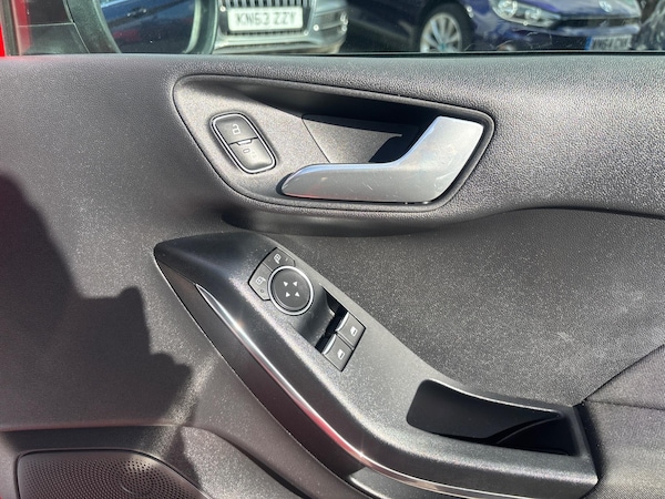 Used Ford Fiesta 2018 for sale - 76283751: Photo 17