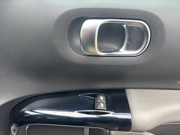 Used Citroen C4 Cactus for sale - 76283724: Photo 15