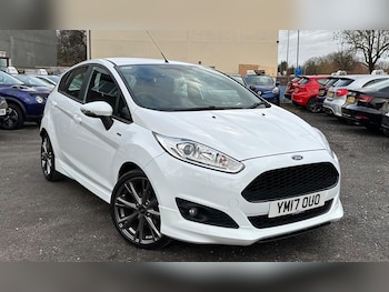 Used Ford Fiesta 2017 for sale - 79363379: Photo