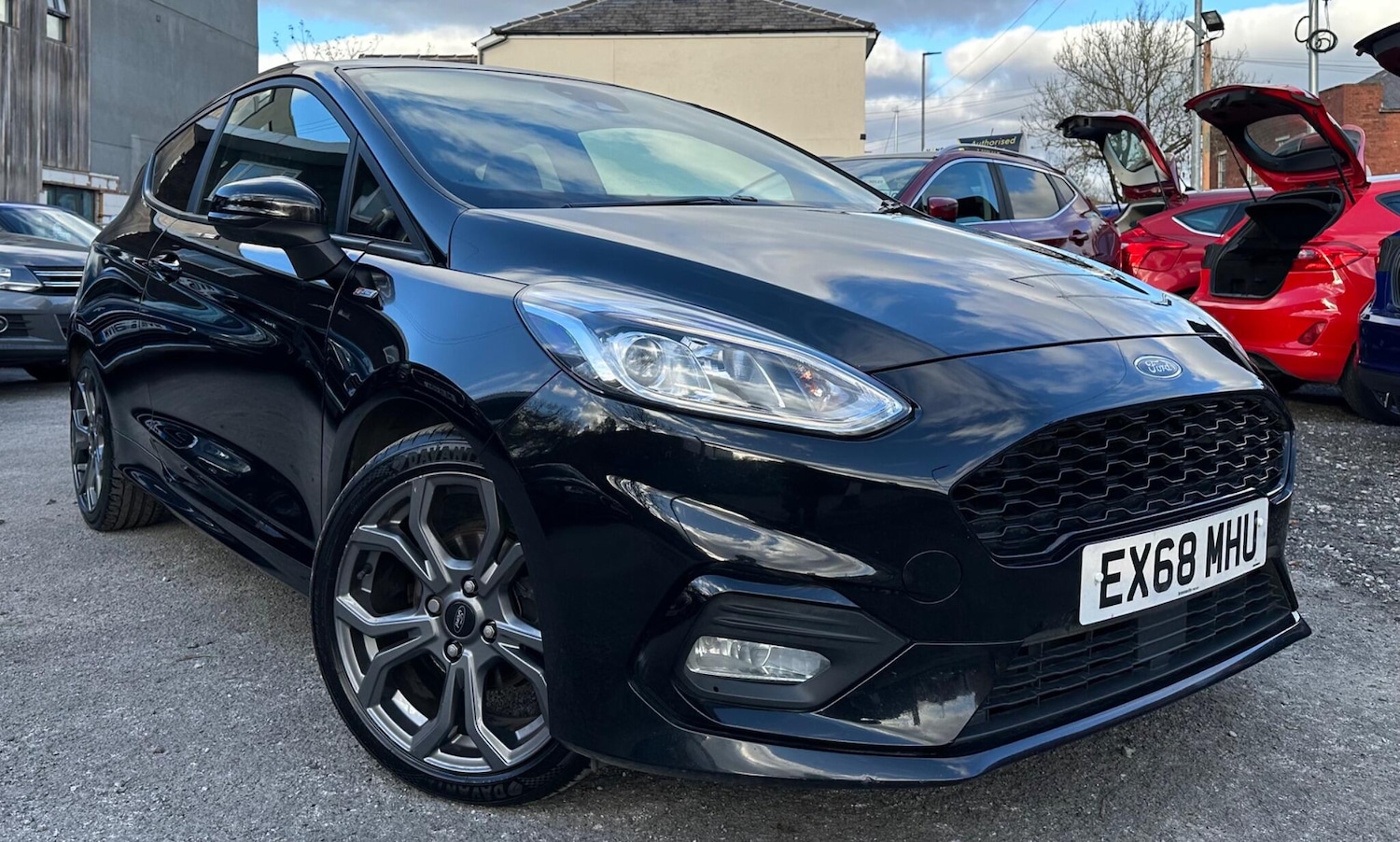 Used Ford Fiesta 2018 for sale - 76607604: Photo 1