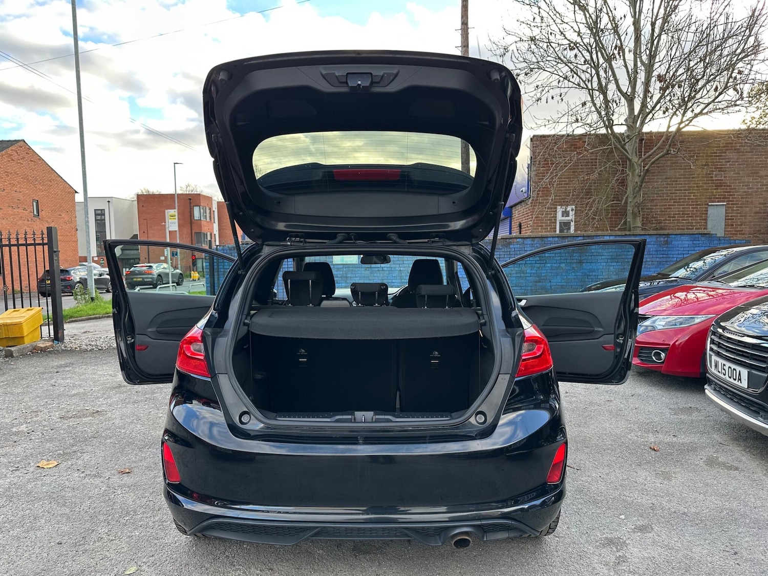 Used Ford Fiesta 2018 for sale - 76607604: Photo 11