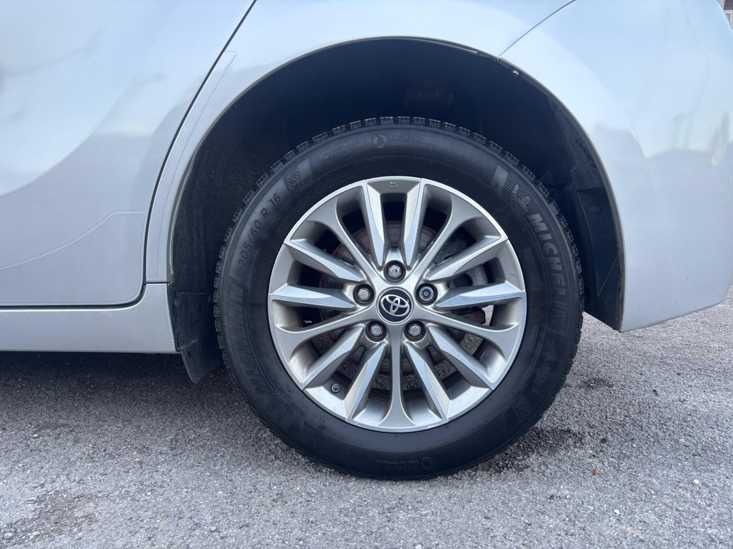 Used Toyota Verso 2016 for sale - 76657171: Photo 75