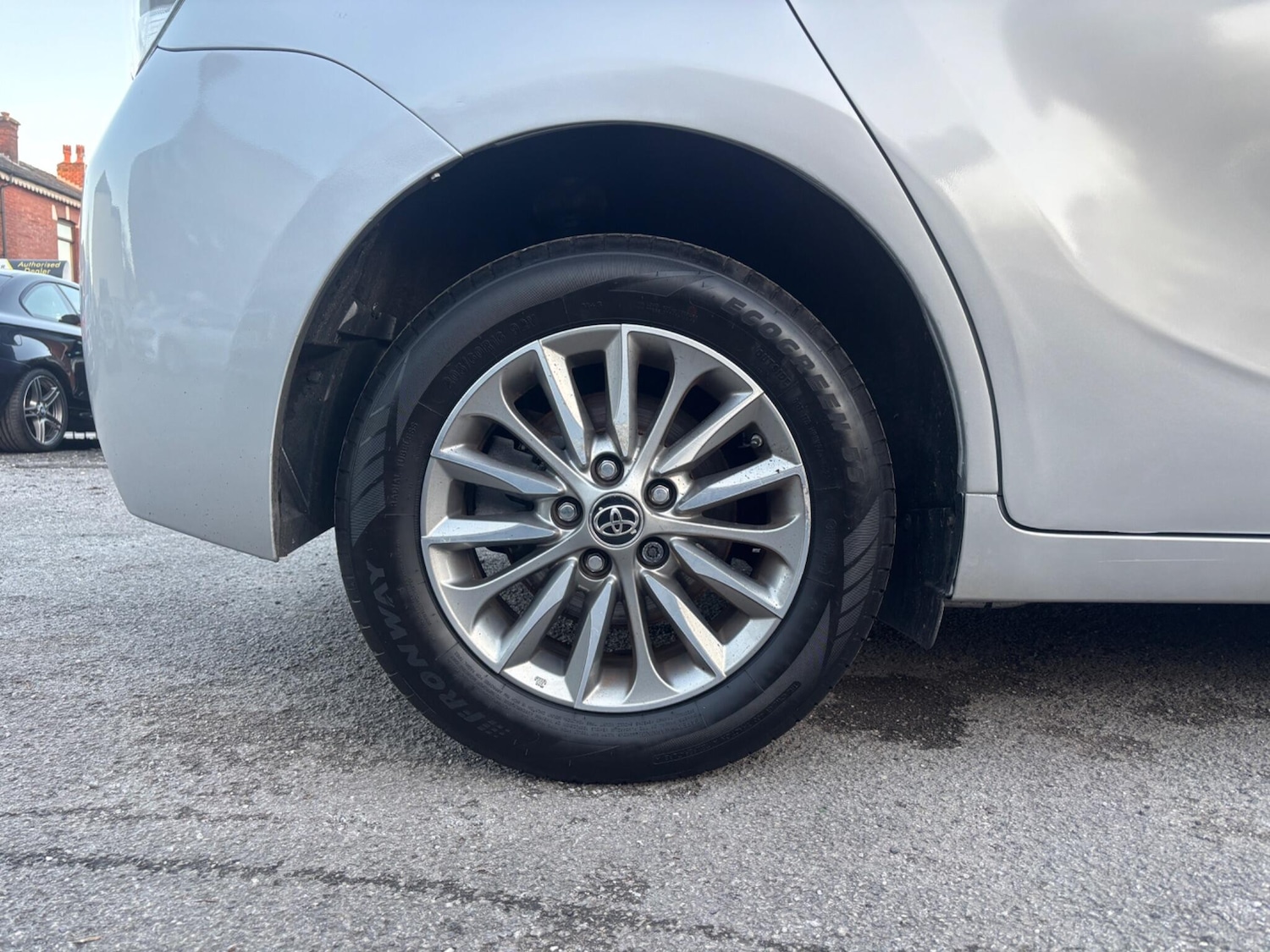 Used Toyota Verso 2016 for sale - 76657171: Photo 76