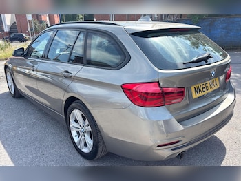 Used BMW 3 Series 2016 for sale - 79363372: Photo