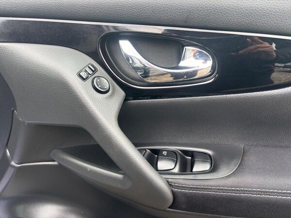 Used Nissan Qashqai 2017 for sale - 76283535: Photo 18