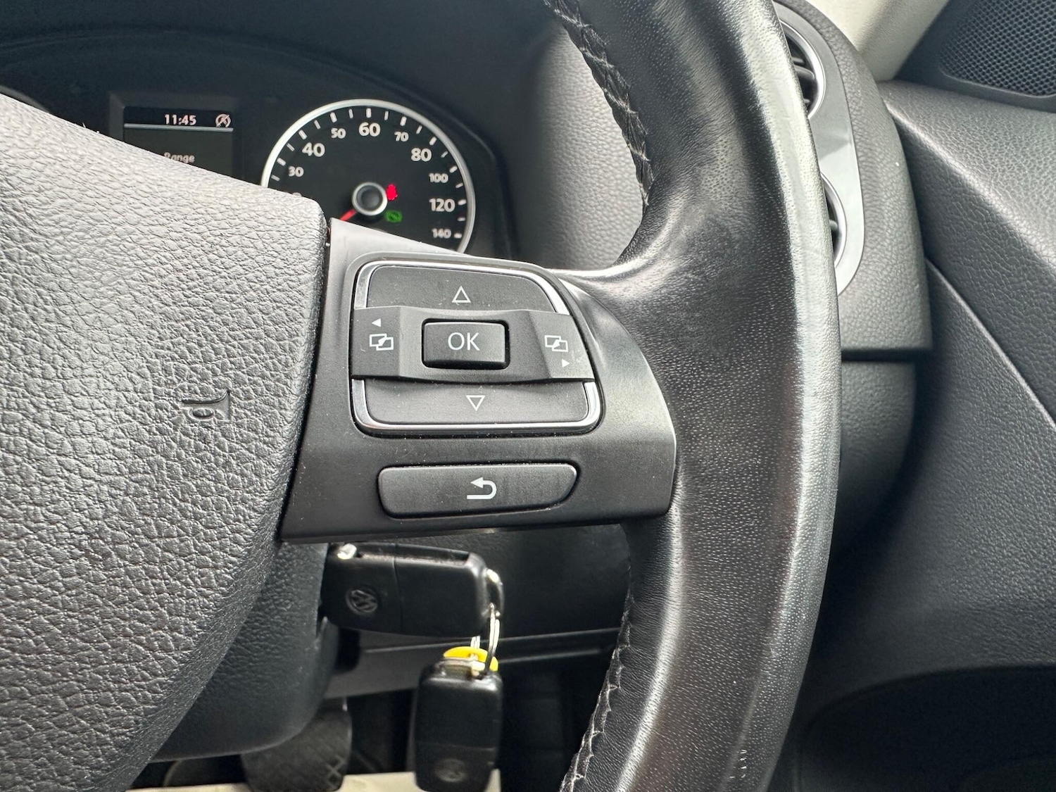 Used Volkswagen Tiguan 2014 for sale - 76283244: Photo 20