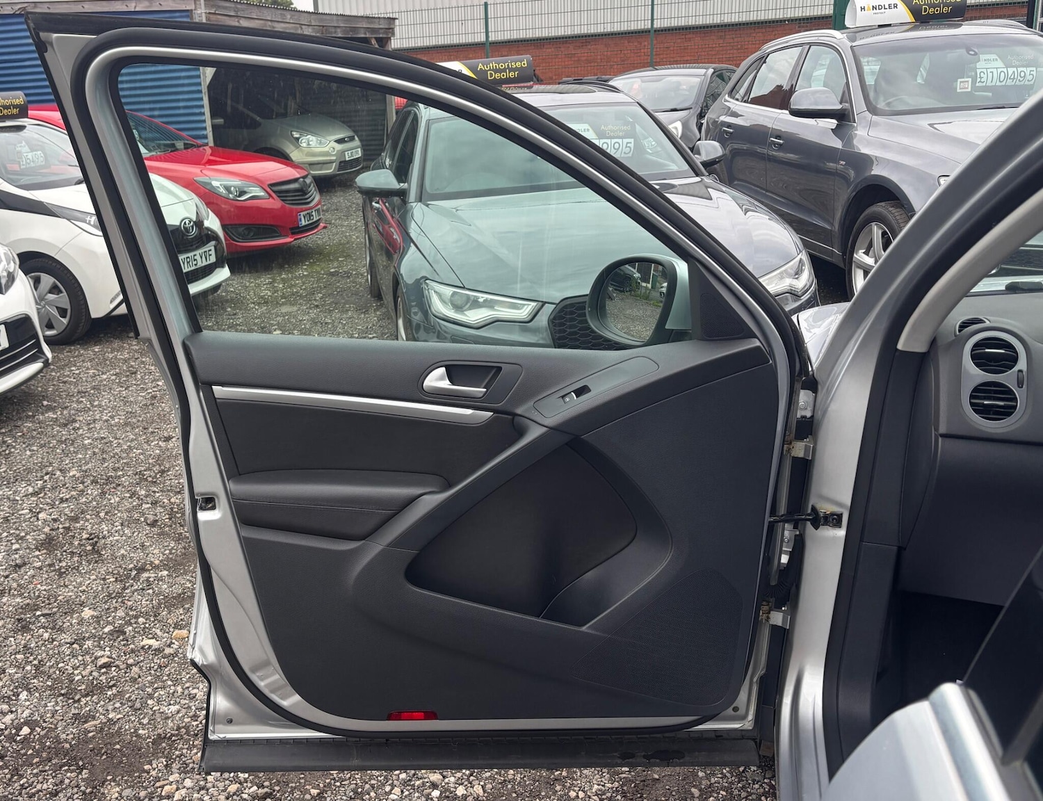 Used Volkswagen Tiguan 2014 for sale - 76283244: Photo 30