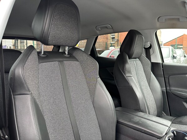 Used Peugeot 3008 2020 for sale - 76282884: Photo 14