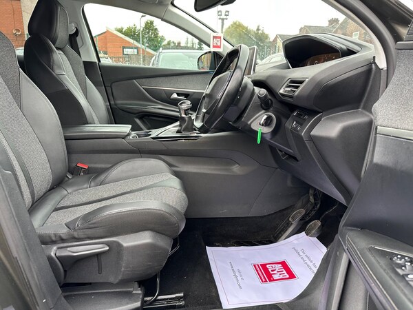 Used Peugeot 3008 2020 for sale - 76282884: Photo 15
